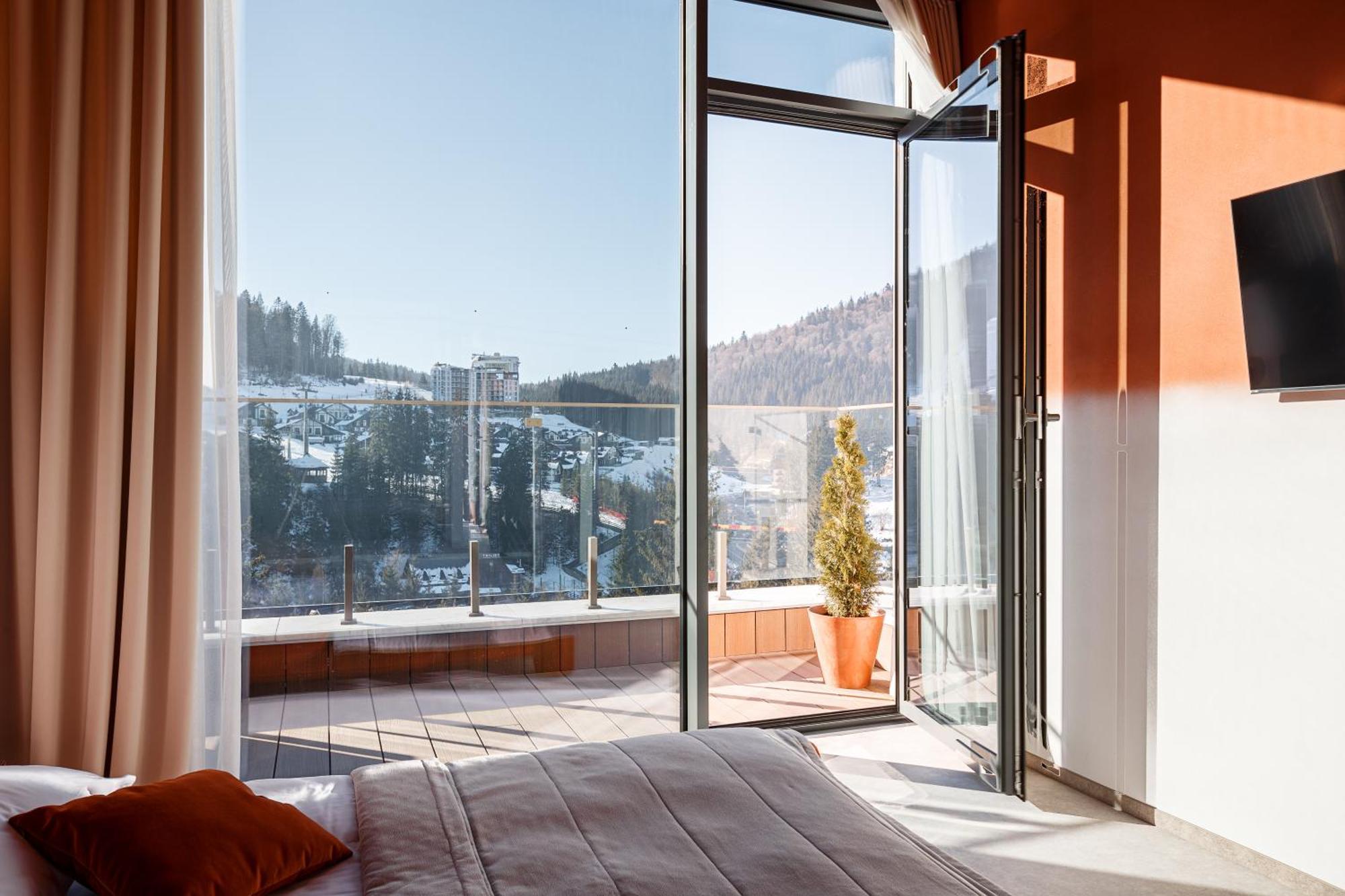 Tavel Hotel&SPA Bukovel Eksteriør bilde
